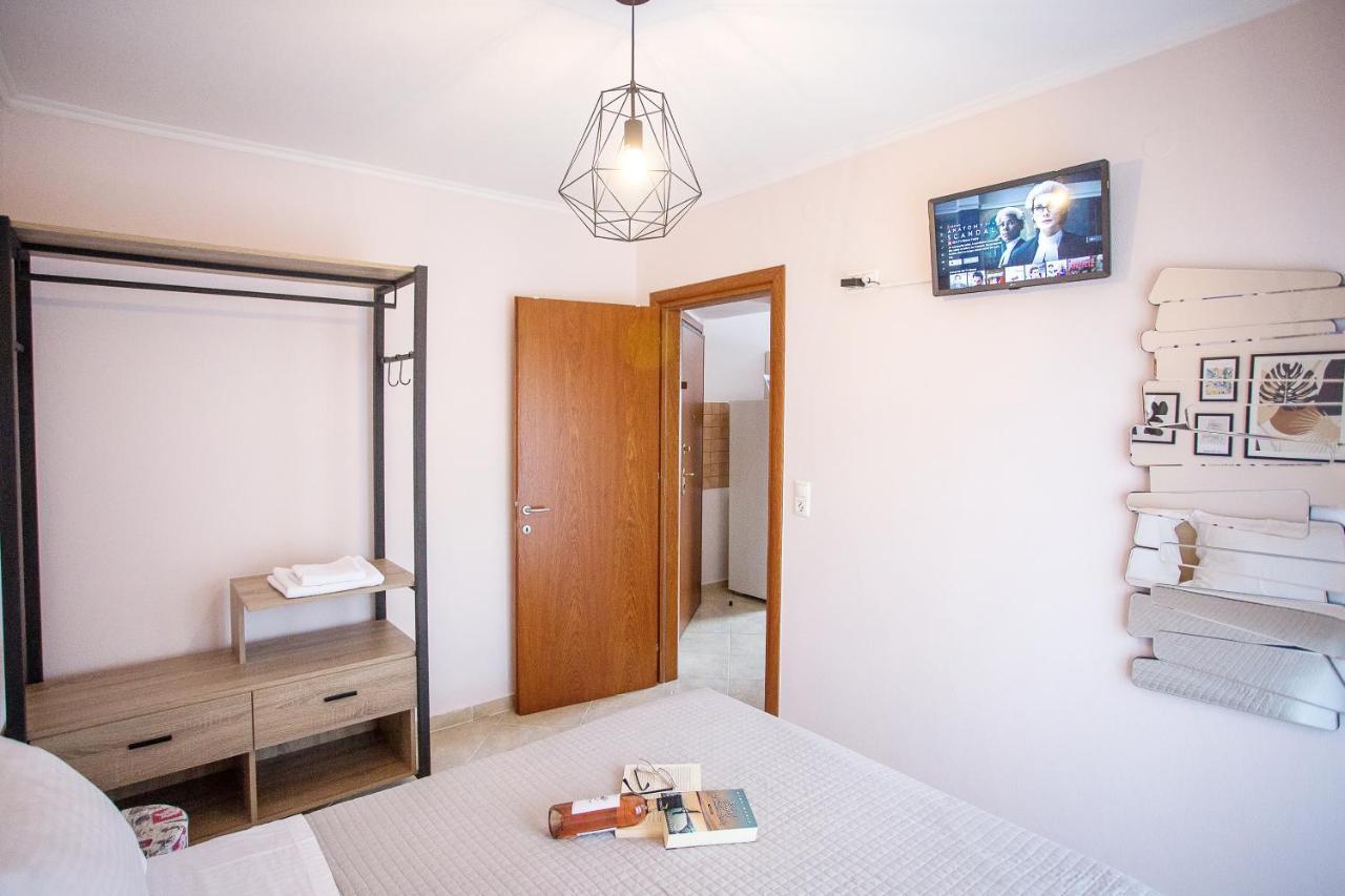 Konstantina & Evgenia Deluxe Apartment Néa Péramos Exteriér fotografie
