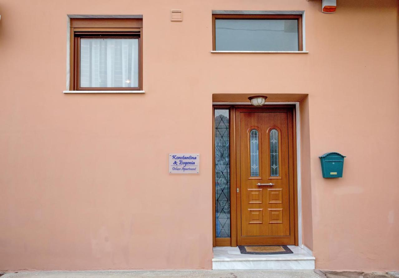 Konstantina & Evgenia Deluxe Apartment Néa Péramos Exteriér fotografie